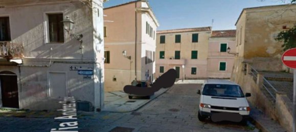 5 rooms Apartment in La Maddalena, Italy No. 197305 2