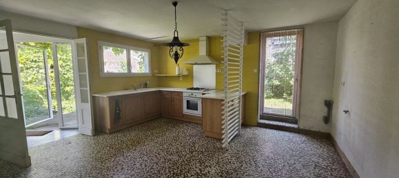 Casa de 3 dormitorios en Sainte-Foy-la-Grande, France No. 340084 4