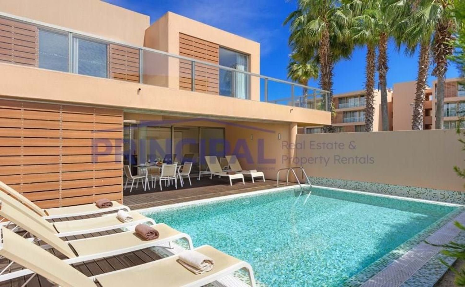 4 bedrooms House in Guia, Portugal No. 156951