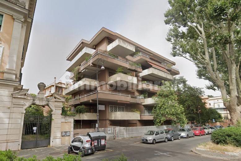 2 bedrooms Apartment in Rome, Italy No. 292707