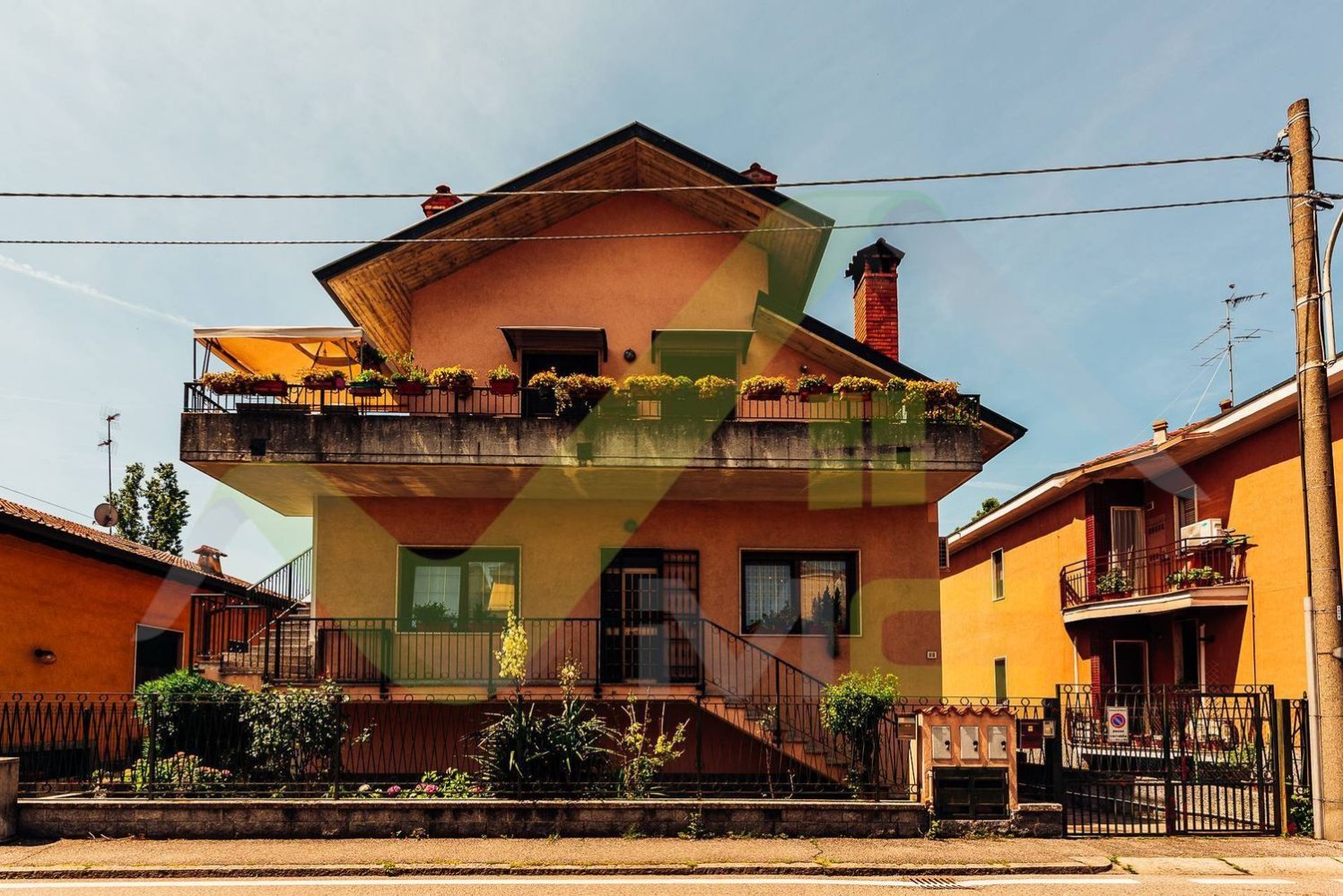 Квартира с 3 спальнями в Мельцо, Италия № 392220