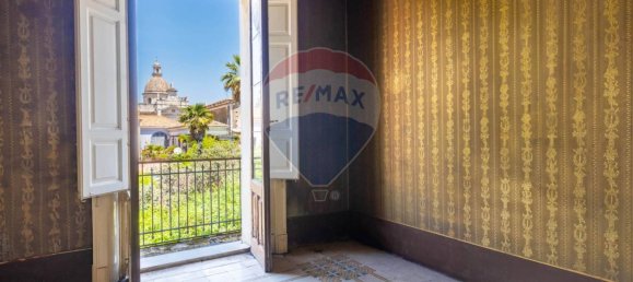 10 bedrooms Villa in Riposto, Italy No. 370054 10