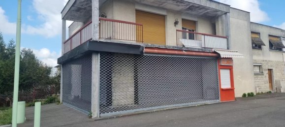 Edifício de 9 divisões em Chalette-sur-Loing, France N.º 72434 5