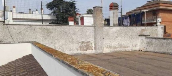 Casa de 4 habitaciónes en Anzio, Italy No. 15692 21