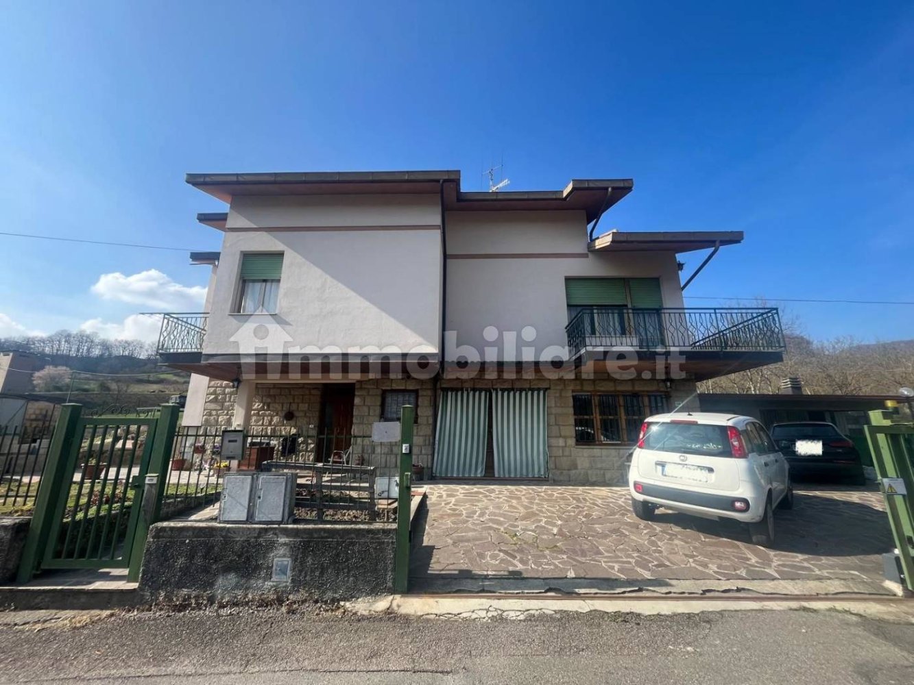 Casa de 3 dormitorios en Gaggio Montano, Italy No. 81048