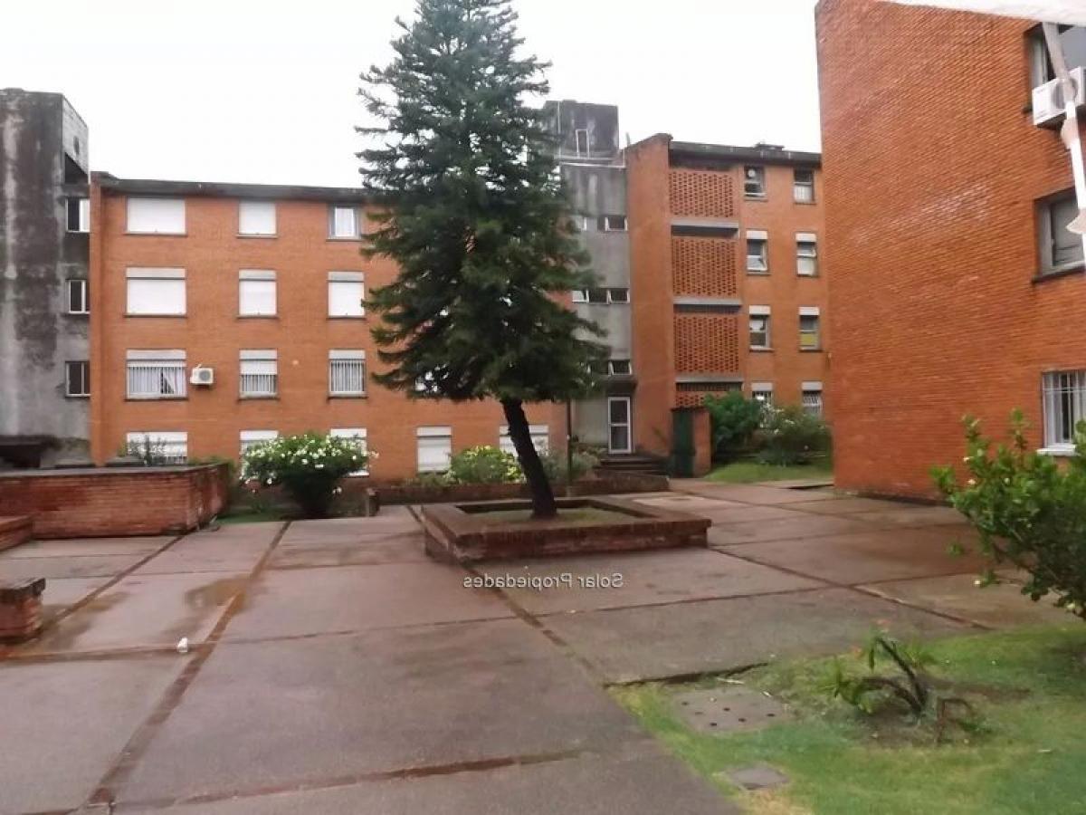 2 bedrooms Apartment in Montevideo, Uruguay No. 7755