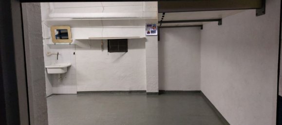30m² Garage in Genoa, Italy No. 112155 7