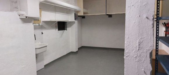 30m² Garage in Genoa, Italy No. 112155 8