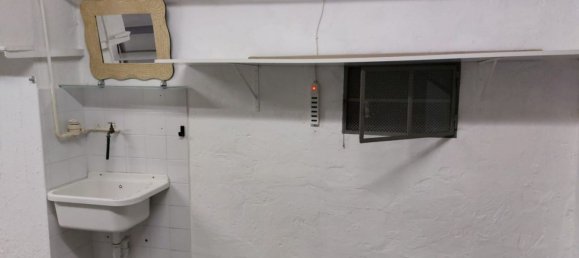 30m² Garage in Genoa, Italy No. 112155 6