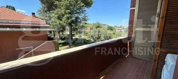 Apartamento de 4 habitaciónes en Grottaferrata, Italy No. 275600 12