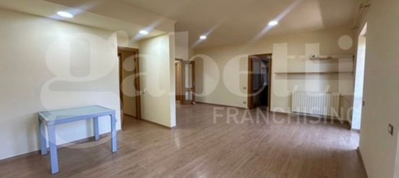 Apartamento de 4 habitaciónes en Grottaferrata, Italy No. 275600 30