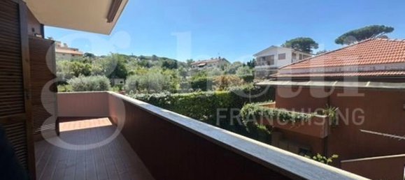 Apartamento de 4 habitaciónes en Grottaferrata, Italy No. 275600 16