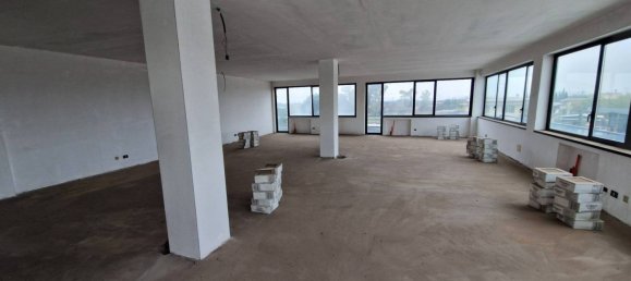 6 rooms Building in Pomezia, Italy No. 62466 46