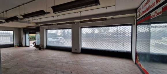 6 rooms Building in Pomezia, Italy No. 62466 16