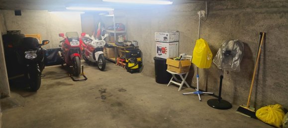 Квартира с 4 комнатами в Фьюджи, Италия № 213250 27