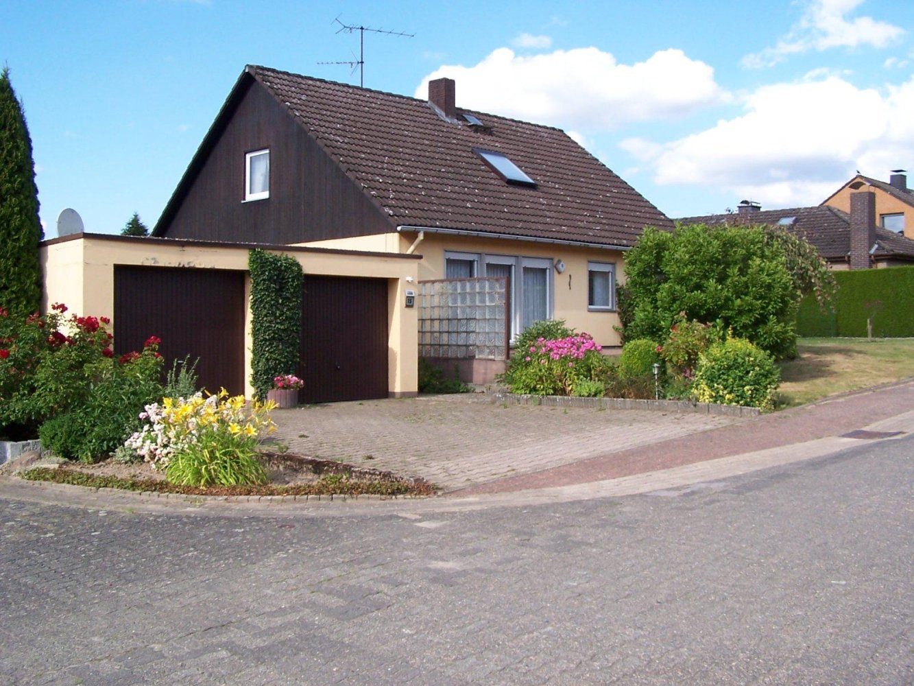 8 rooms Townhouse in Lippe, Germany No. 331870