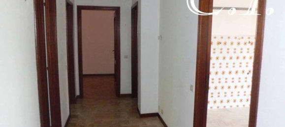 Квартира с 4 спальнями в Кайро Монтенотте, Италия № 179978 6