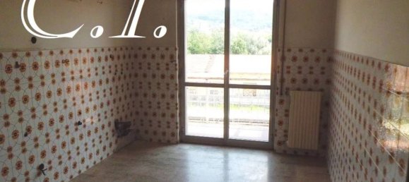 Квартира с 4 спальнями в Кайро Монтенотте, Италия № 179978 8