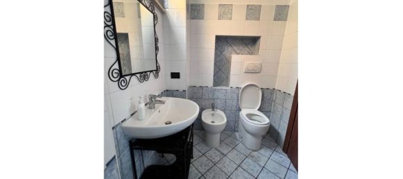 5 rooms Apartment in Ravenna, Italy No. 253207 6