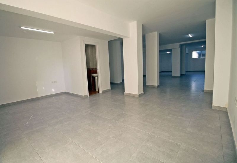  Commercial property in Benalmadena, Spain No. 219822