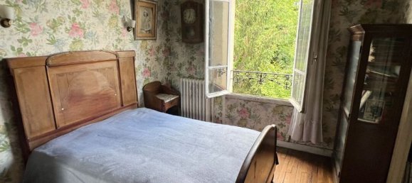 5 bedrooms House in Bondy, France No. 182689 4