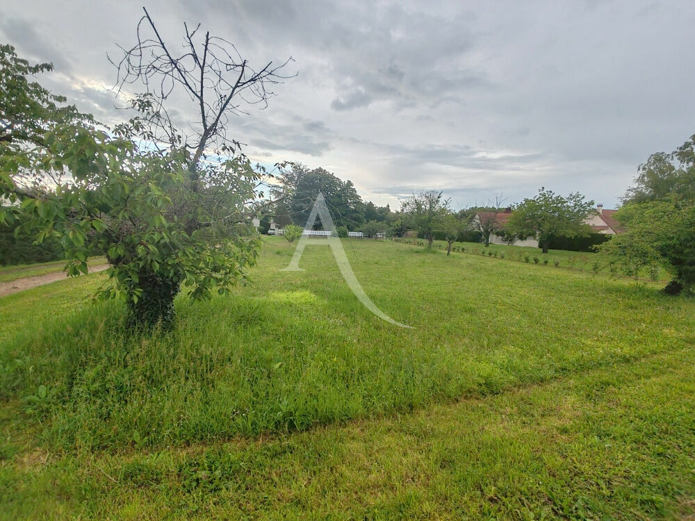 Terreno en Le Controis-en-Sologne, France No. 60326