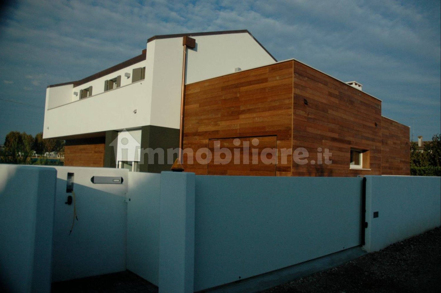 2 Schlafzimmer Villa in Treviso, Italy, Nr. 378397