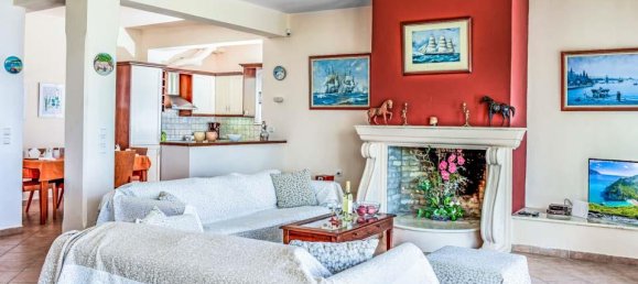 3 Schlafzimmer Villa in Corfu, Greece, Nr. 5565 7