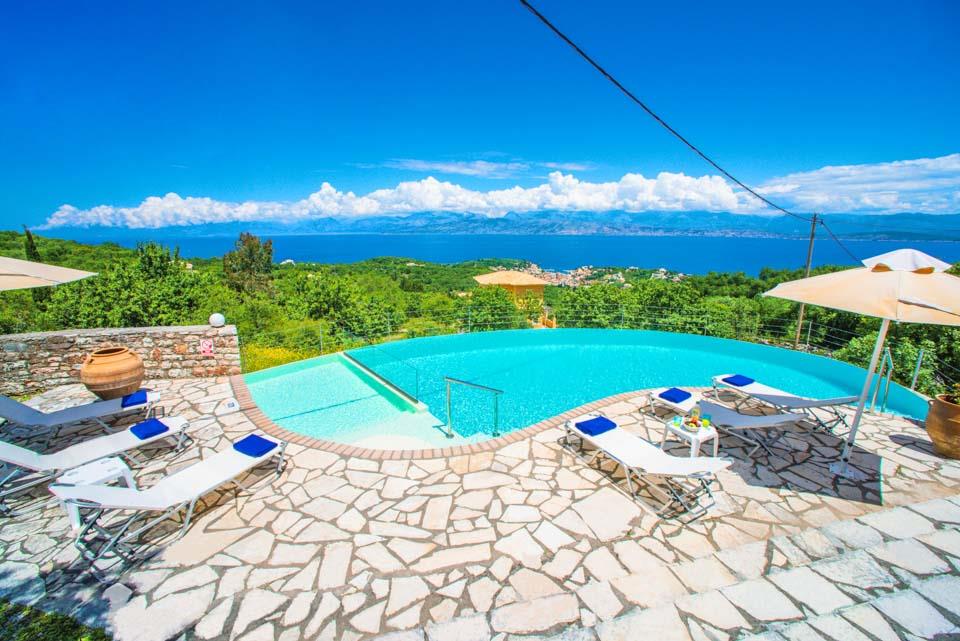 3 bedrooms Villa in Corfu, Greece No. 5565