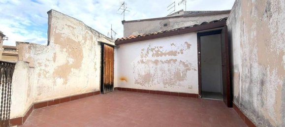 3 rooms Apartment in Palermo, Italy No. 129919 4