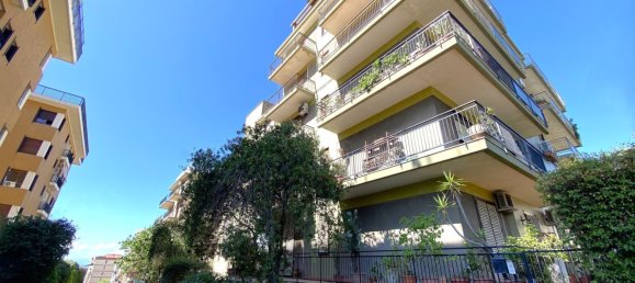 6 chambres Appartement à Catania, Italy No. 316827 5