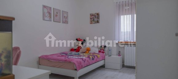 Apartamento de 3 dormitorios en Tolentino, Italy No. 250890 8