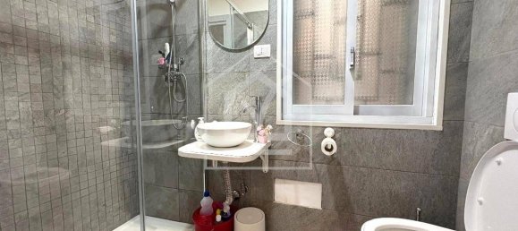 Квартира с 1 спальней в Бари, Италия № 374441 3