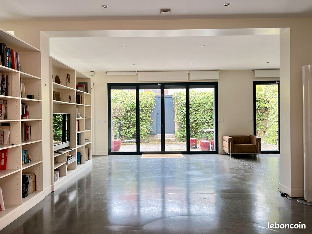 3 chambres Maison à Seine-Saint-Denis, France No. 177912