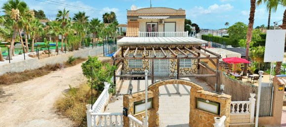 3 Schlafzimmer Gewerbliche Immobilie in Alicante, Spain, Nr. 182049 38