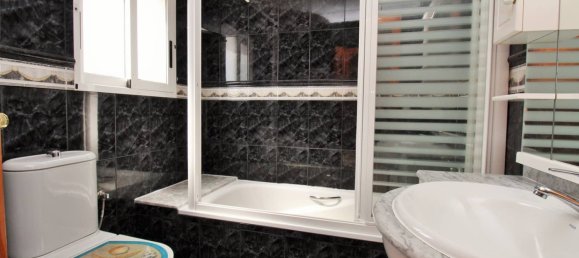 3 Schlafzimmer Gewerbliche Immobilie in Alicante, Spain, Nr. 182049 26