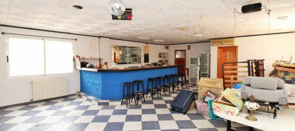 3 Schlafzimmer Gewerbliche Immobilie in Alicante, Spain, Nr. 182049 5