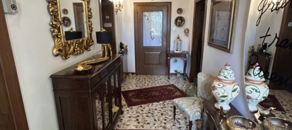 2 bedrooms Villa in Adria, Italy No. 277745 8