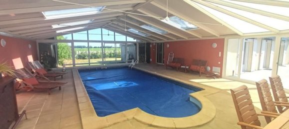 5 bedrooms House in Martin-Eglise, France No. 356515 13