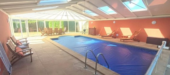 5 bedrooms House in Martin-Eglise, France No. 356515 14