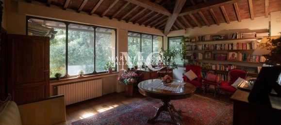 3 bedrooms Villa in Florence, Italy No. 189709 24