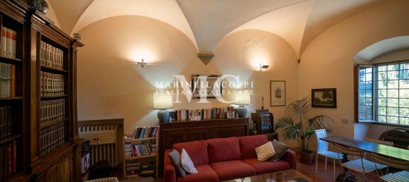 3 bedrooms Villa in Florence, Italy No. 189709 14