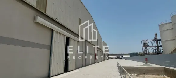 15121m² Warehouse in Sharjah, UAE No. 97728 5