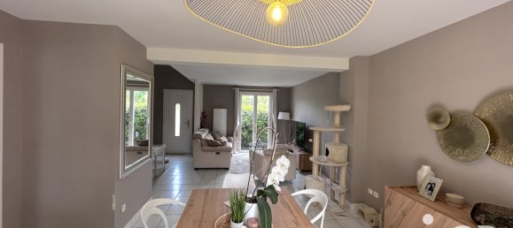 Casa de 3 dormitorios en Evreux, France No. 333553 8