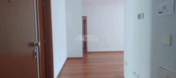 3 bedrooms Apartment in Funchal, Portugal No. 100972 2