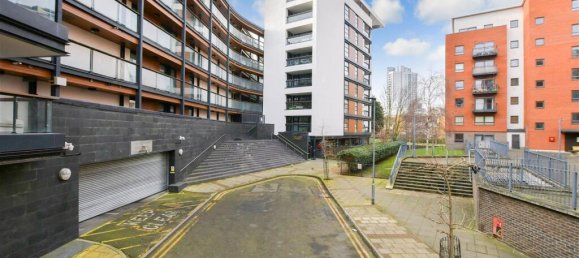 1 bedroom Apartment in London, United Kingdom No. 4115 2