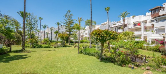 1 bedroom Apartment in Marbella, Spain No. 33420 10