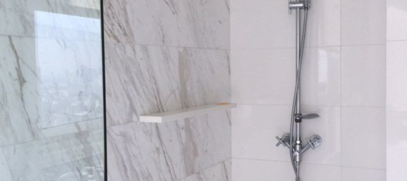 Кондоминиум  с 2 спальнями в Ваттхана, Таиланд № 62339 10