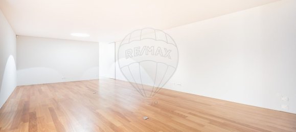 4 bedrooms House in Porto, Portugal No. 16967 41