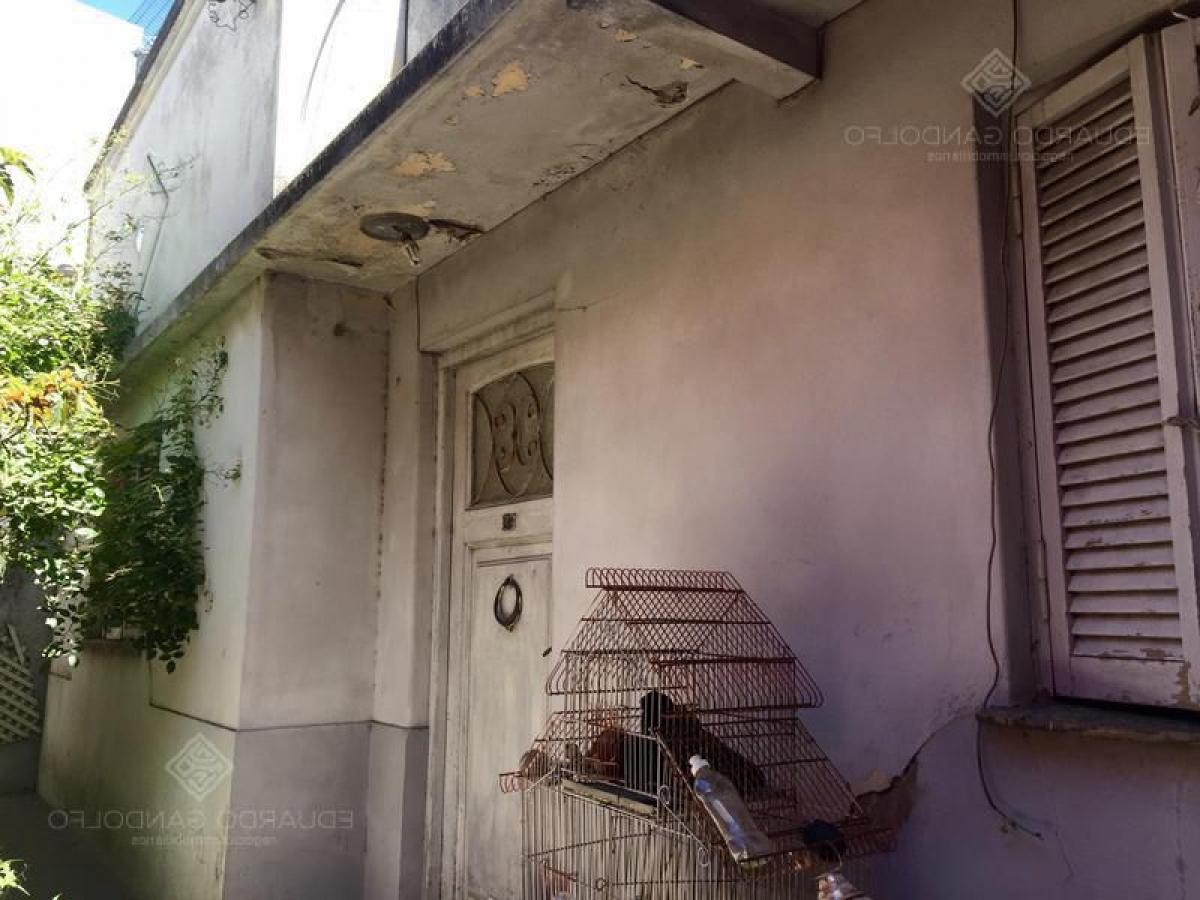 Grundstück in Lanus, Argentina 82m², Nr. 49497